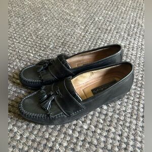 Johnston & Murphy Black Leather Loafers W/ Tassels (Made in Italy)
